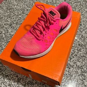 NIKE Pegasus Running Shoes